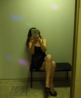 Живу в Москве, поэтому встречи со мной всегда дискретны и комфортны. Мои услуги включают нежные ласки, глубокий орал и различные позы. 😘 Кроме того, я открою для тебя новые грани удовольствия с приятным эротическим массажем. 💆🏻♂️ На моих фото ты увидишь, какая я страстная и соблазнительная. Возможно, ты уже прочитал отзывы обо мне, как об умелой и незабываемой девушке. 🌹 Вместе мы сможем исполнить все твои фантазии и исследовать новые грани удовольствия. Доверься мне, и я превратю наше свидание в незабываемое приключение. Ты точно не пожалеешь! 💋 1330, 44 года